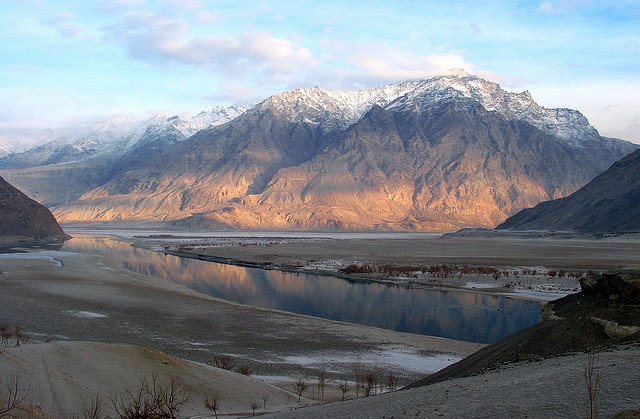 : skardu1.jpg
: 350

: 104.1 